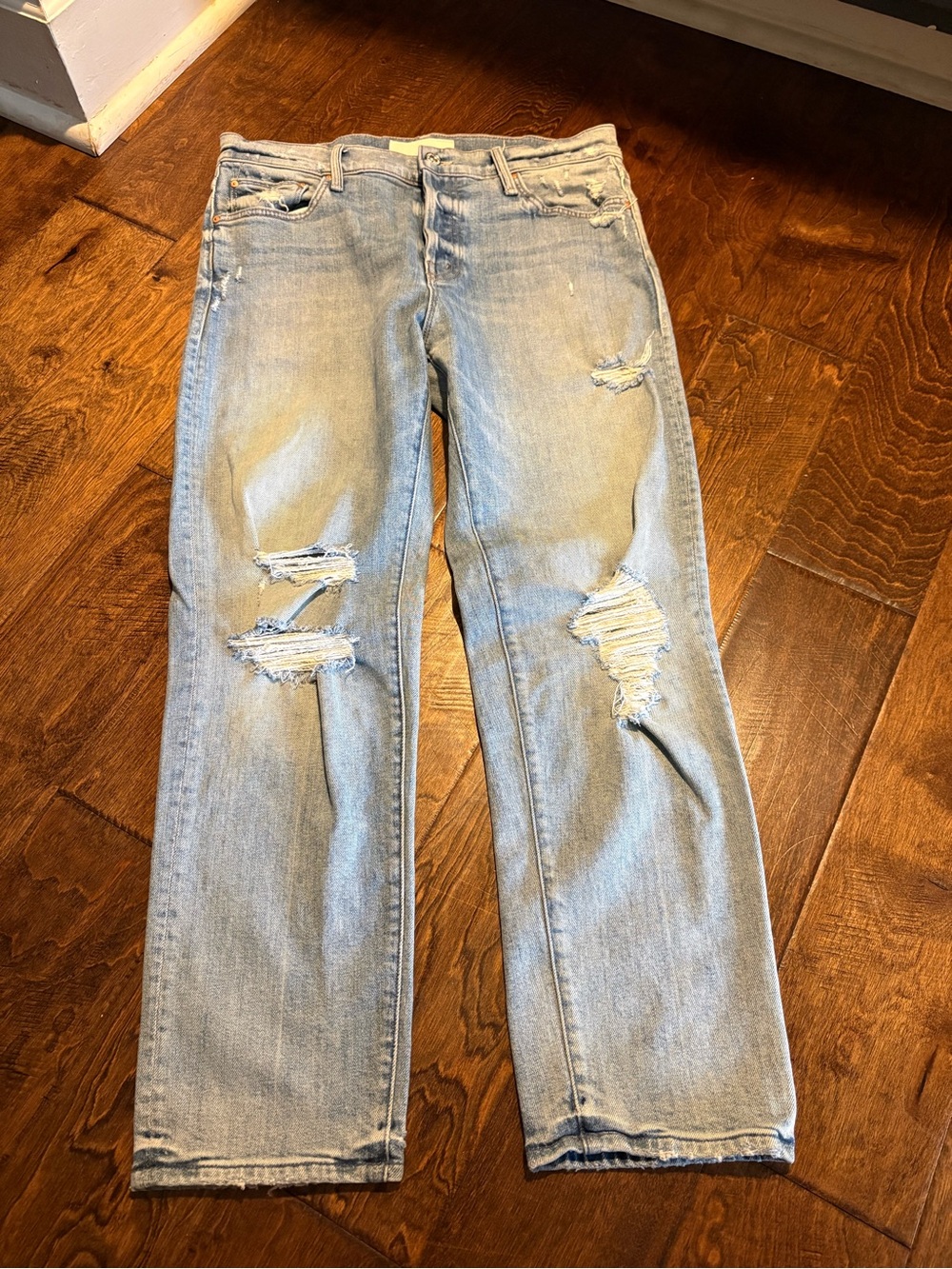MOTHER Light Blue The Scrapper Ankle Jeans